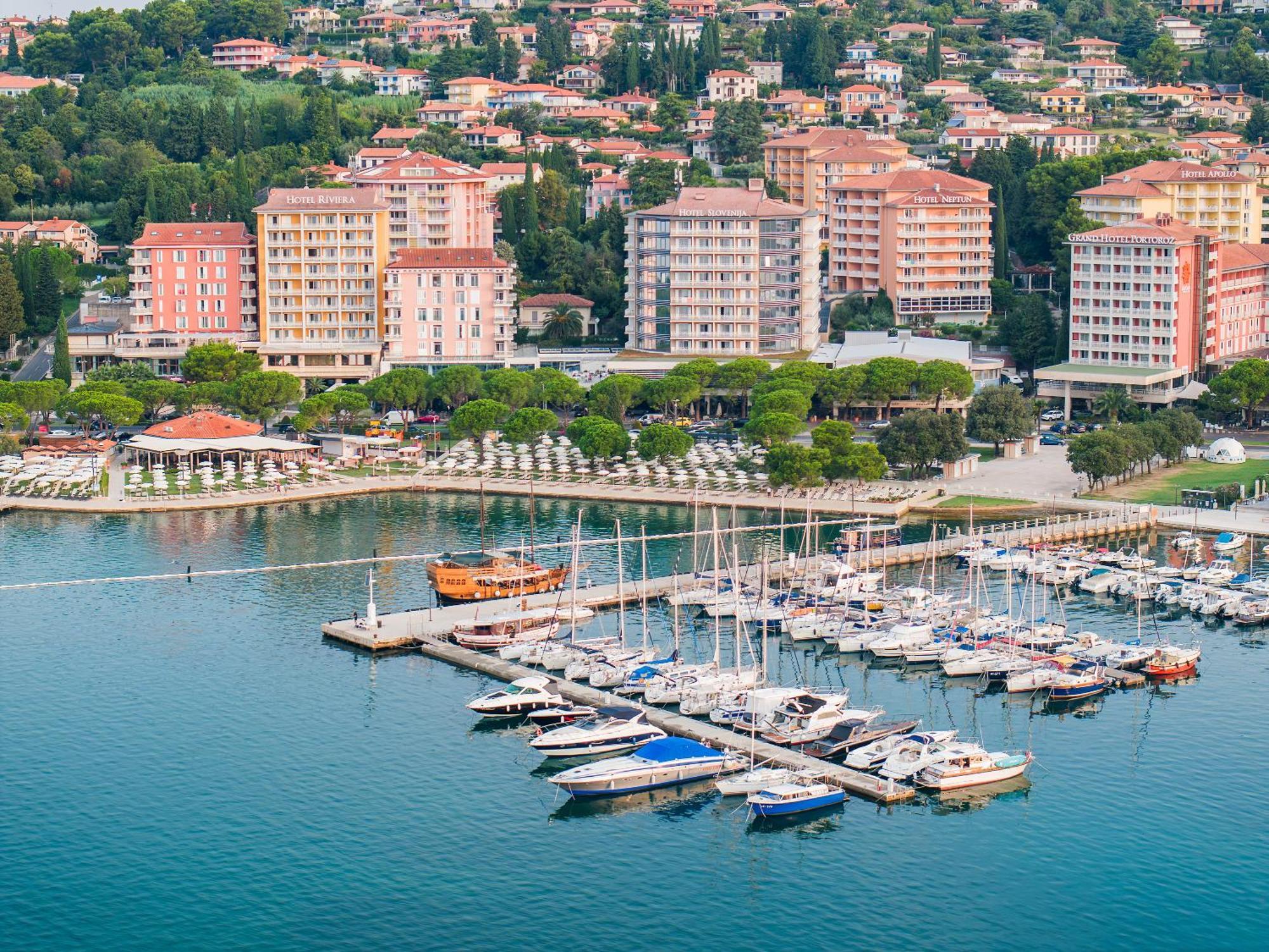 Hotel Mirna - Terme & Wellness Lifeclass Порторож Екстериор снимка