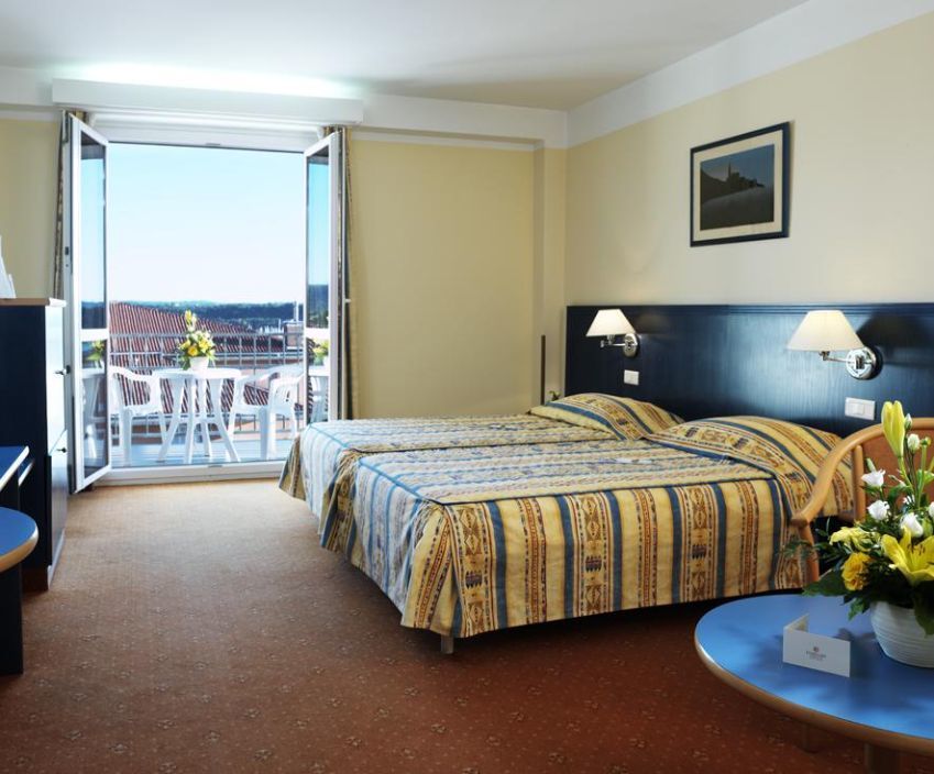 Hotel Mirna - Terme & Wellness Lifeclass Порторож Екстериор снимка